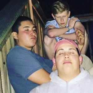 Meet your Posher, Robert