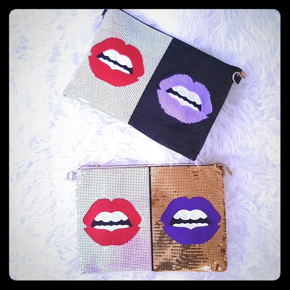 💋💋Sequin Lip Clutch Purse 💋💋