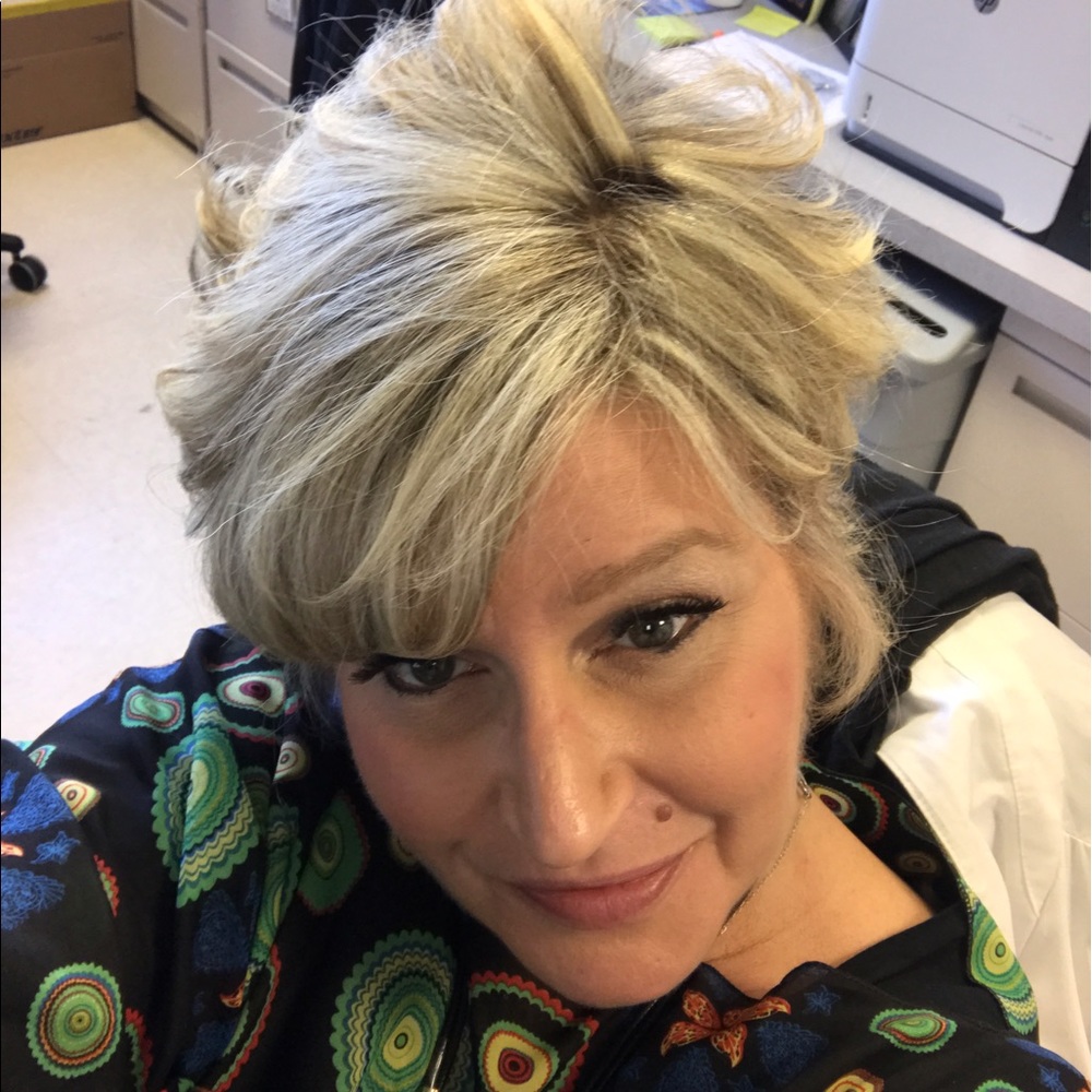 Meet your Posher, Cindy
