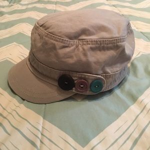 Fossil hat with small brim.