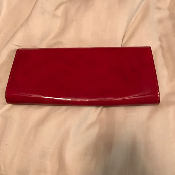 Red clutch purse - Picture 2 of 3