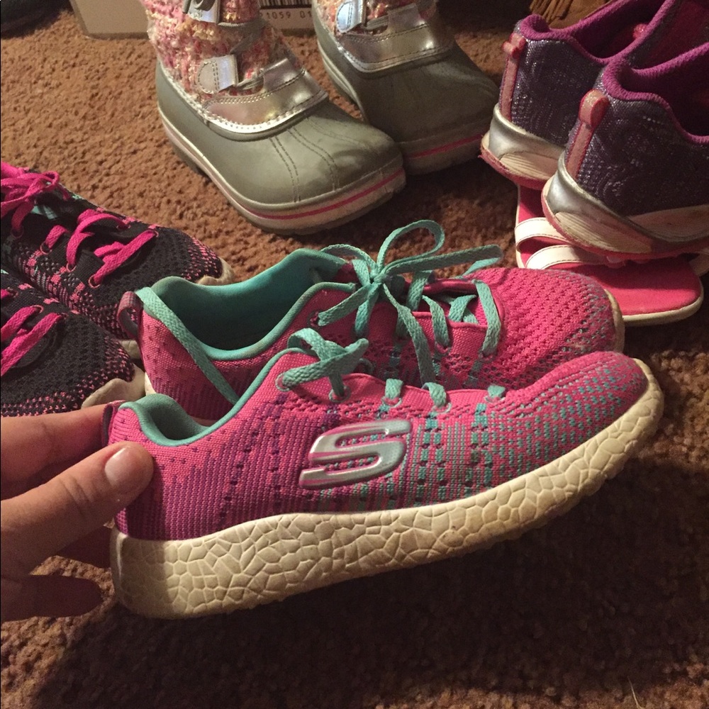Girls sneakers size 1