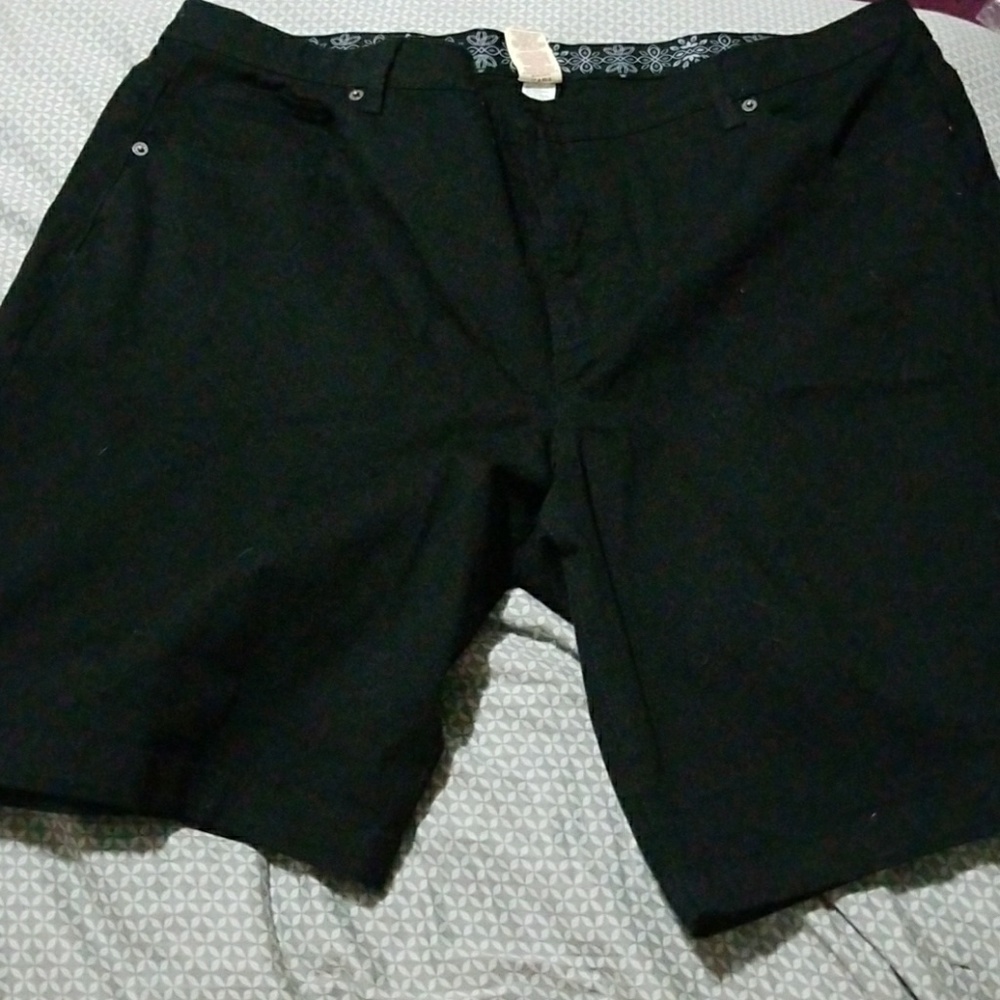 Bermuda plus size shorts