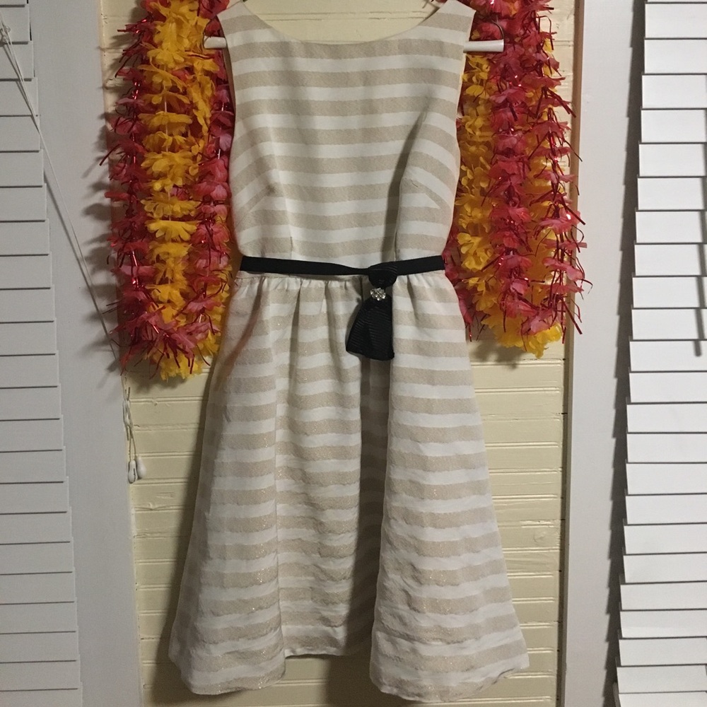 Lily Pulitzer Dress Cream & Gold with Belt