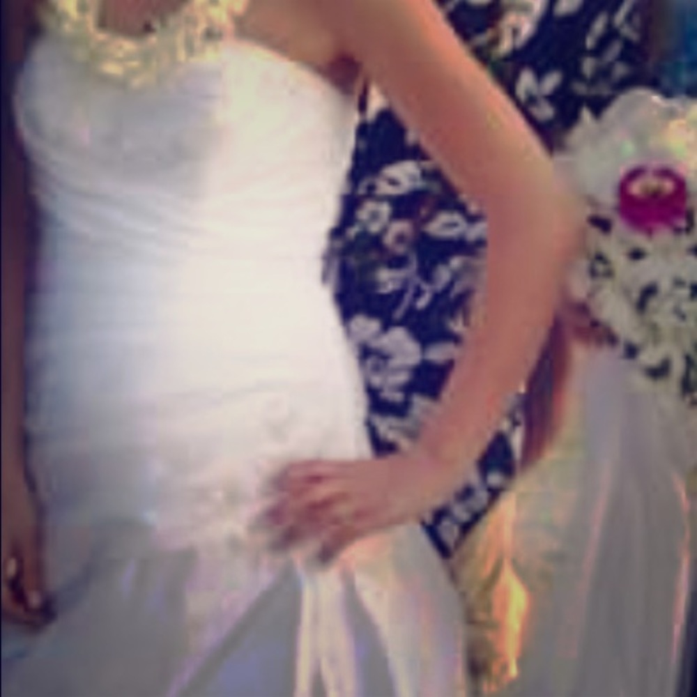 Wedding dress
