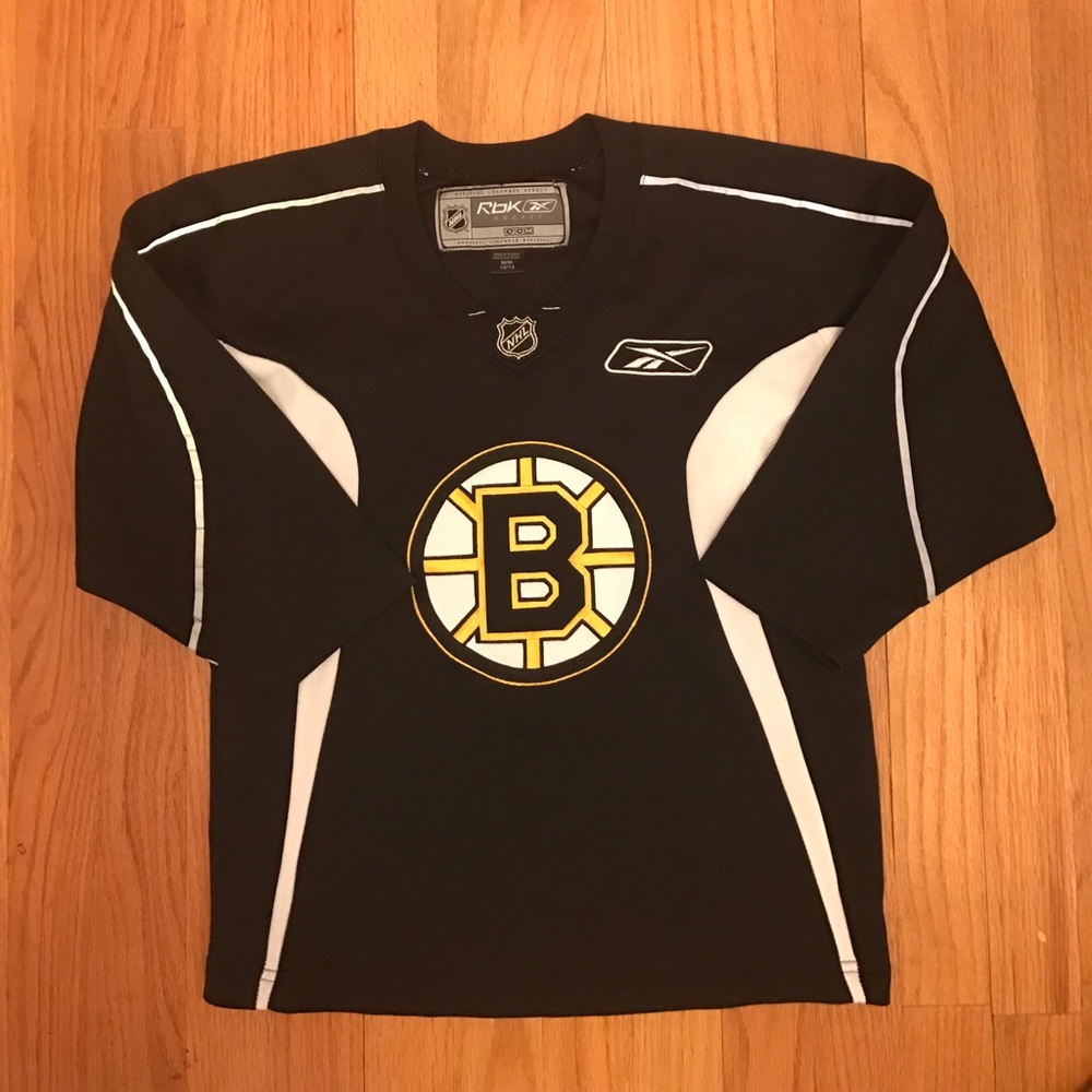 Boy's Reebok NHL Boston Bruins Shirt