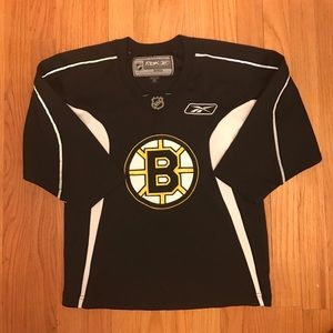 Boy's Reebok NHL Boston Bruins Shirt