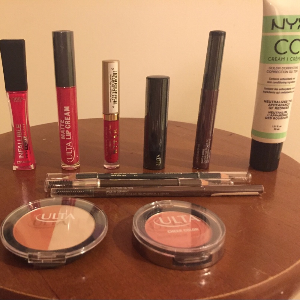 Makeup Bundle BRAND NEW 11 items!