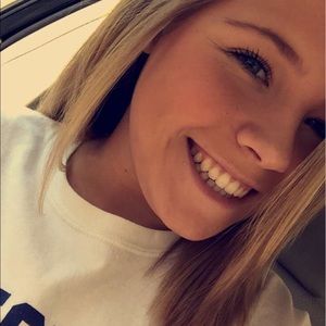 Meet your Posher, Ciara