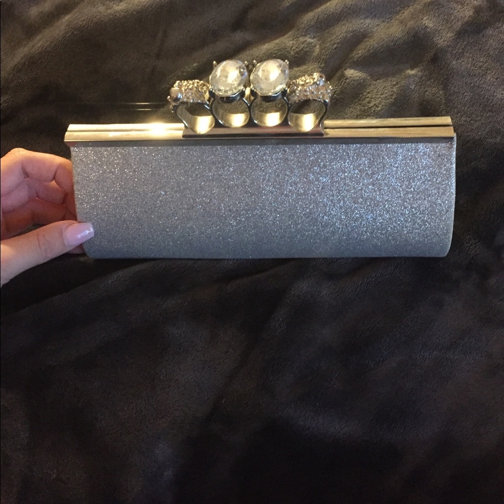 Silver clutch