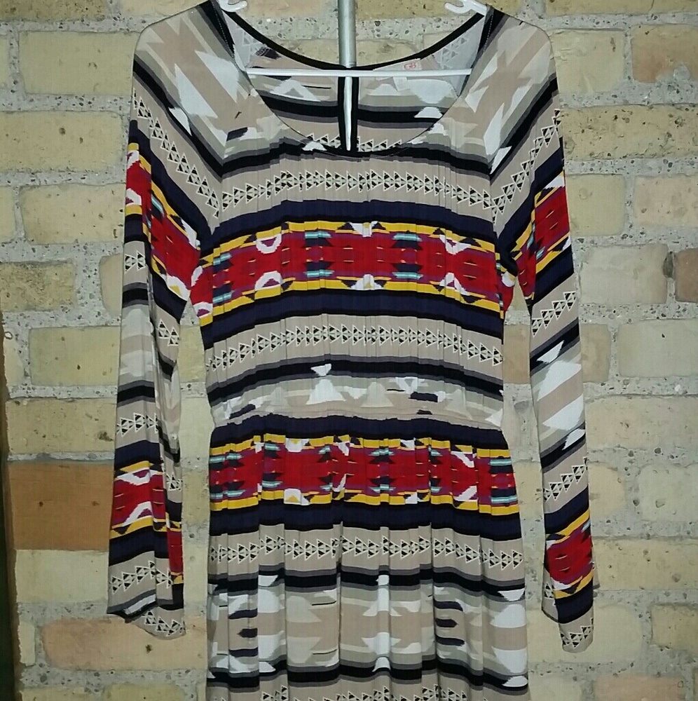 Gianni Bini (GB) Juniors Long Bell Sleeve dress