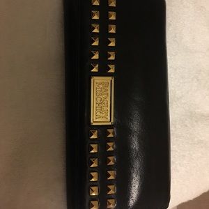 Badgley Mischka new wallet without tags