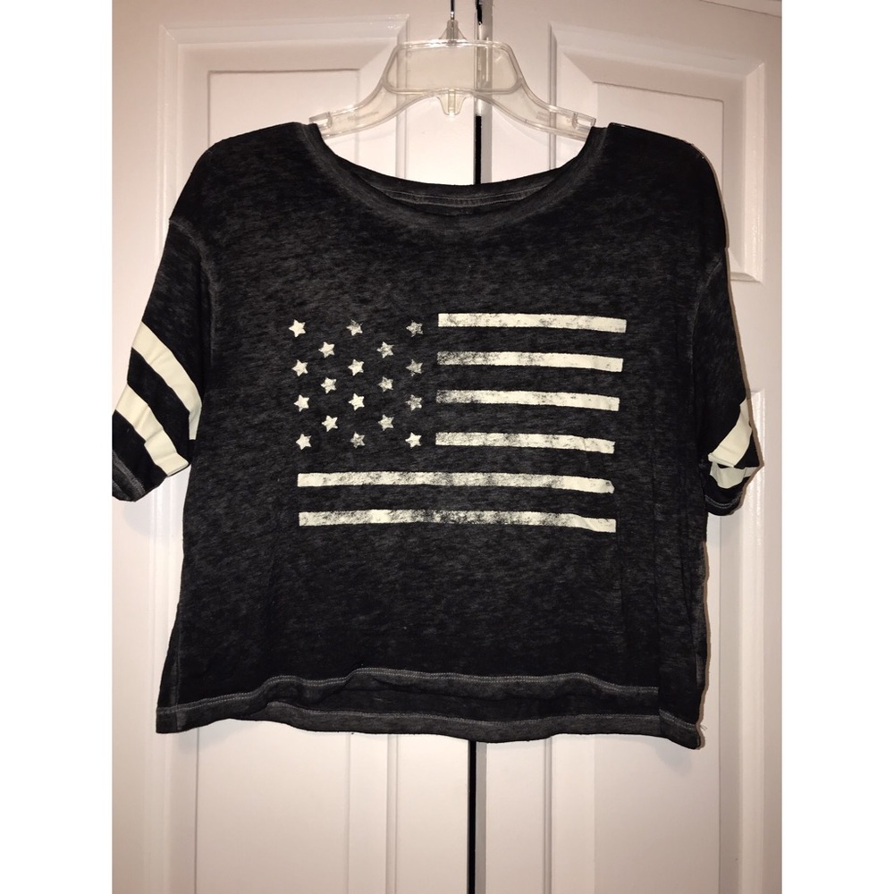 AMERICAN EAGLE American Flag crop top