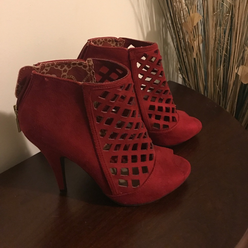 Red Heels