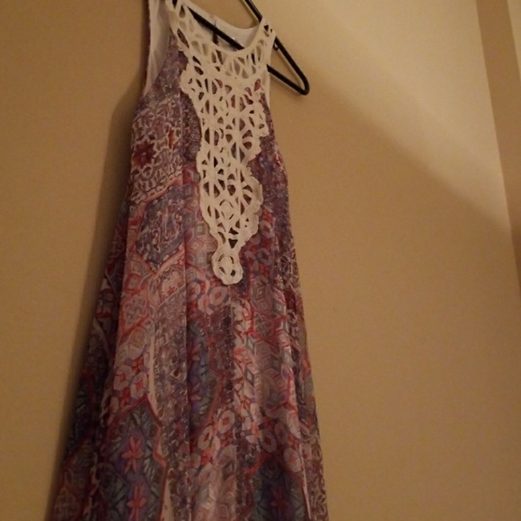 Xhilaration | Flowy Pattern Sundress - Picture 3 of 7