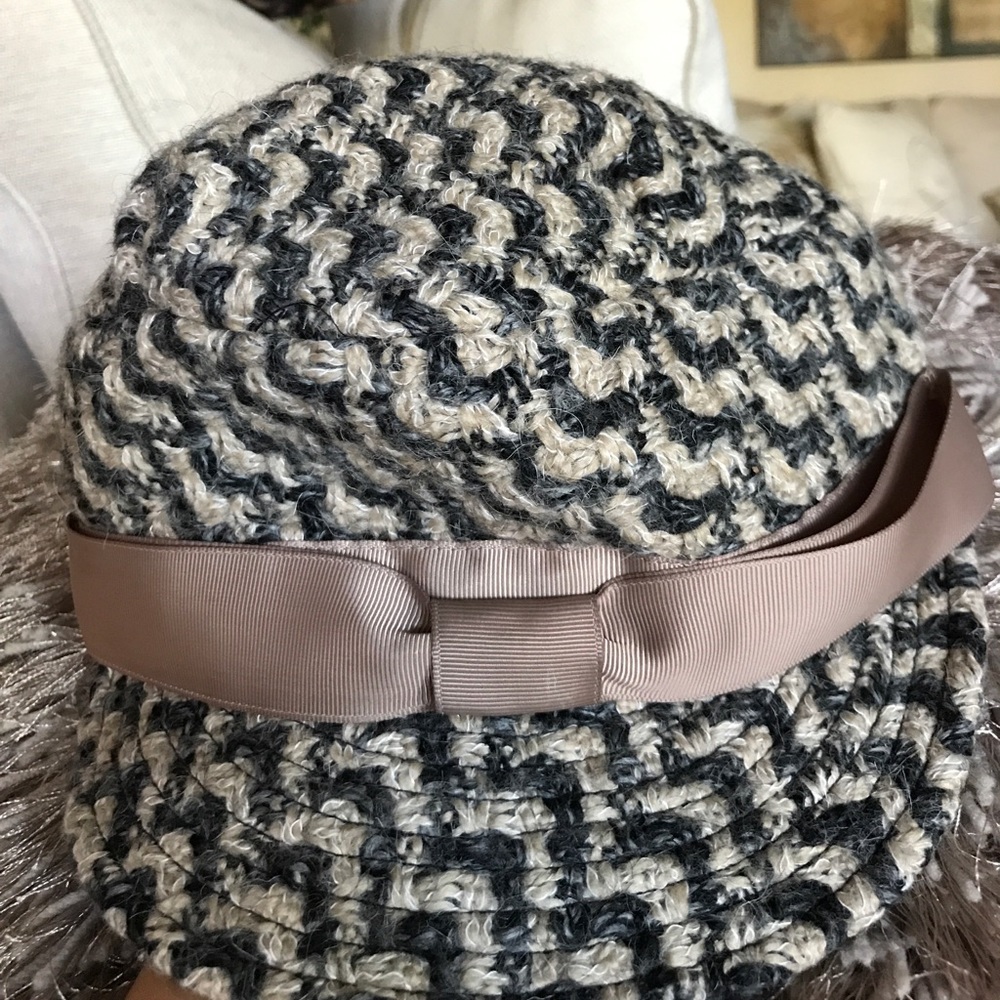 Adorable hat.