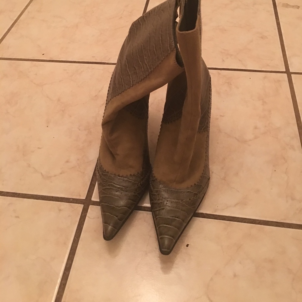 Crocodile Boot