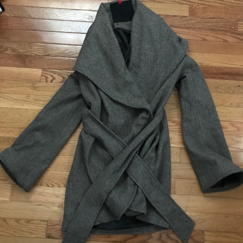 Shawl collar bell sleeve grey coat
