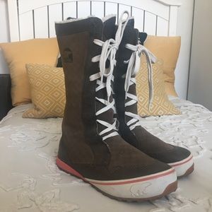Sorel winter boots size 8.5
