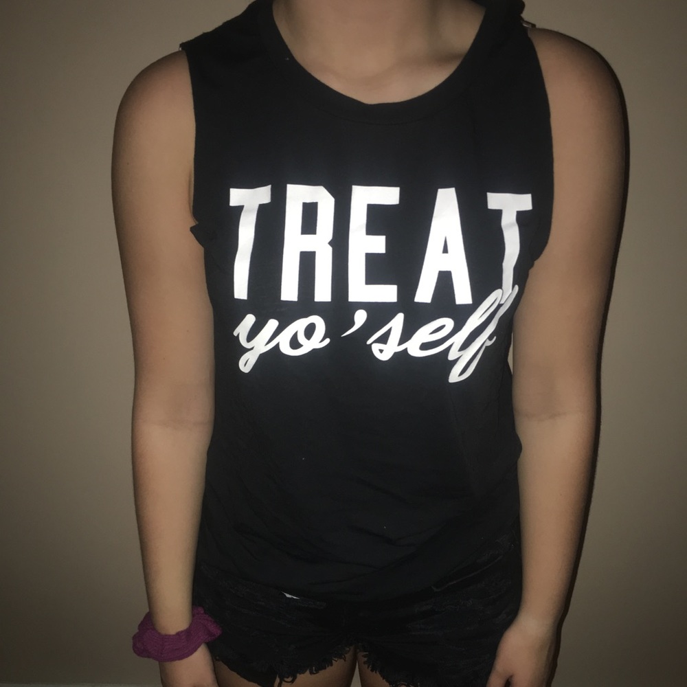 Treat yo self Tank