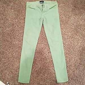 American Eagle Super Stretch Corduroy pants-NWOT!