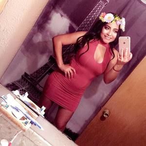 Meet your Posher, Leslie