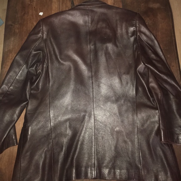Leather coat - Picture 3 of 5
