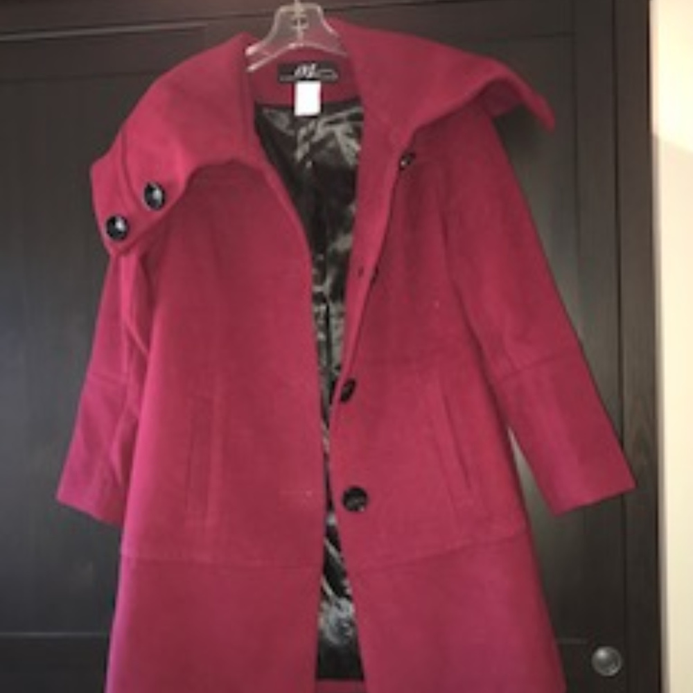 SOLD - Warm and cozy coat - Size Small