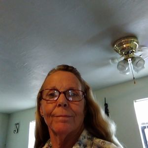 Meet your Posher, Vicky