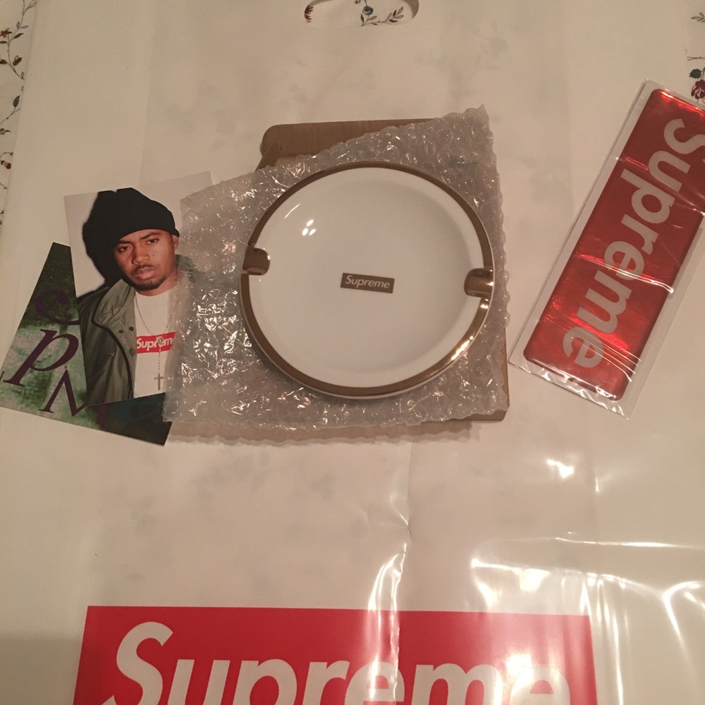 Supreme Gold trim Ashtray