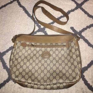 VINTAGE GUCCI PURSE