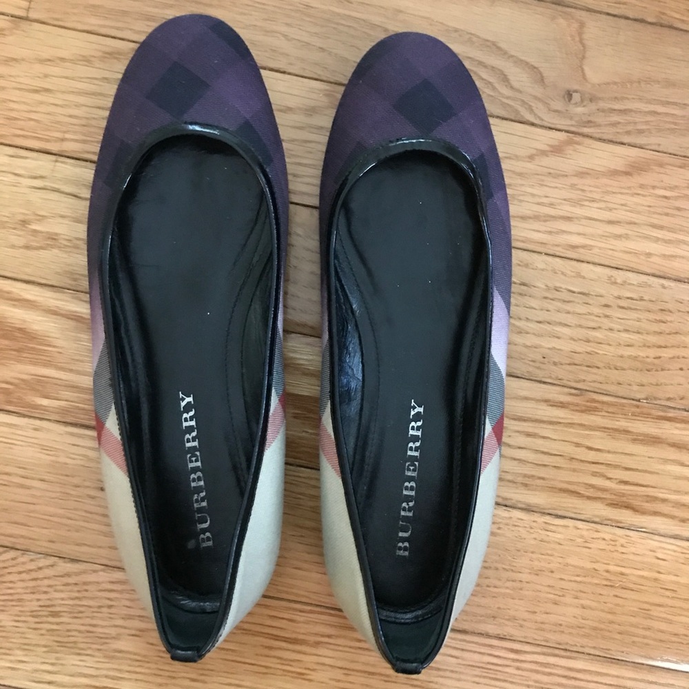 Burberry ballet flats