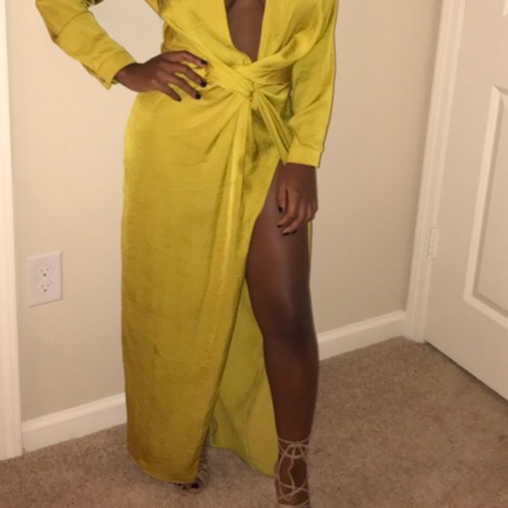 Only wore once with no plans to wear again - Picture 1 of 3