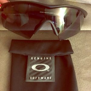 Oakley men's sunglasses!
