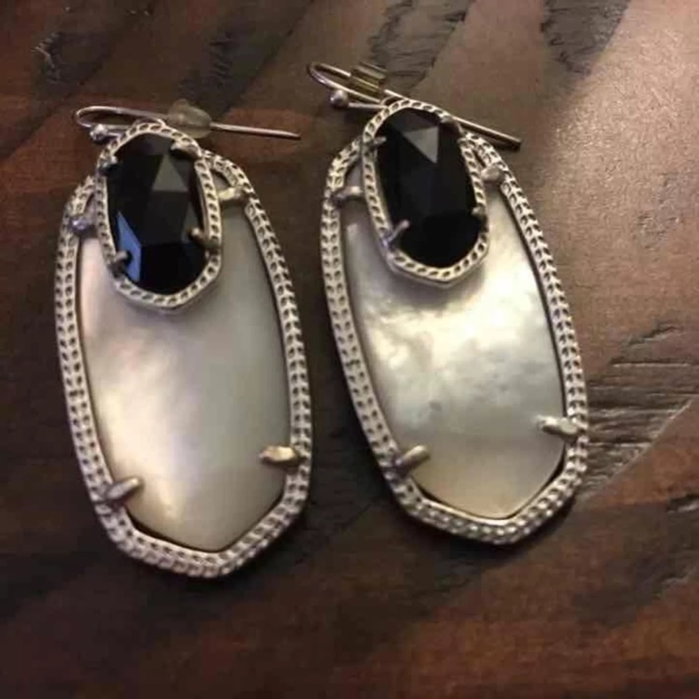 Kendra Scott two toned earrings NWOT