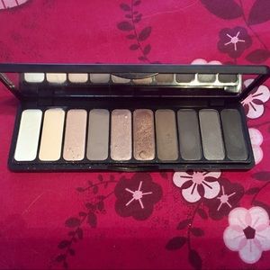 ELF Everyday Smoky Eyeshadow Palette