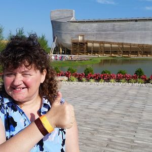 Meet your Posher, Brenda