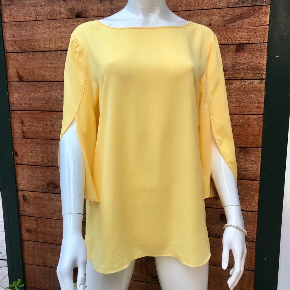 CHICO'S Yellow Pullover Top w/Flared Petal Sleeves