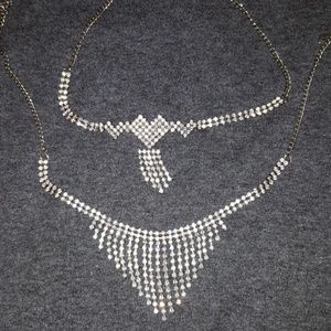 2 beautiful necklaces