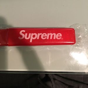 Supreme toothbrush F/W17.