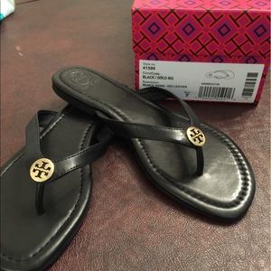 Tory Burch Pearce Thong leather black/gold sandals