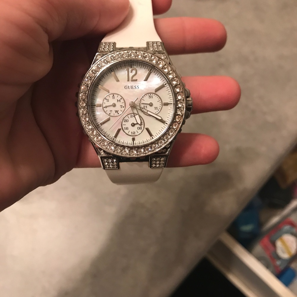 Guess watch - Picture 4 of 4