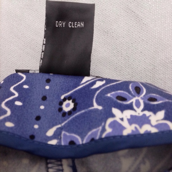 INC Stretch Printed Cropped Pants - Picture 7 of 8