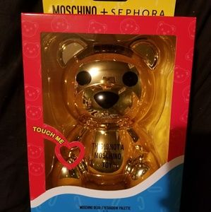 Moschino makeup palette