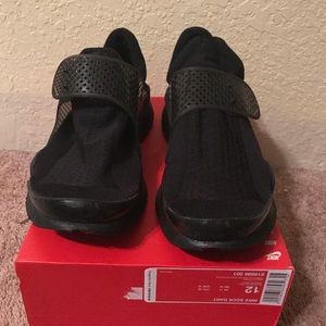 Nike Sock Darts Triple Black Size 12