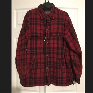 Men's flannel button up