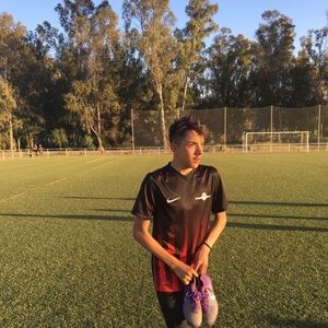 Meet your Posher, Josue