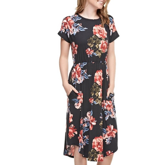 Reborn J Dresses - NEW Black Floral Midi Dress with Pockets Reborn J Dresses - NEW Black Floral Midi Dress with Pockets