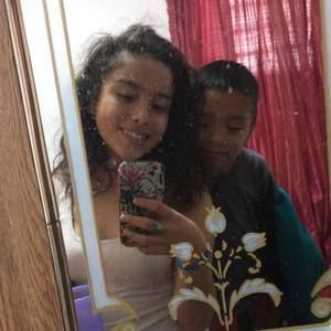 Meet your Posher, Abigail