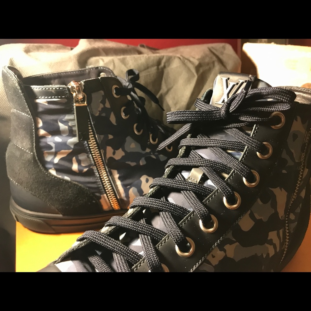 Louis Vuitton men Size 10
